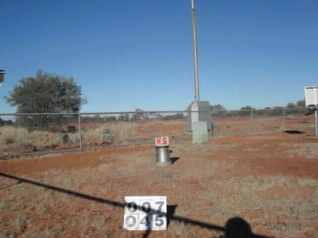 MEEKATHARRA AIRPORT