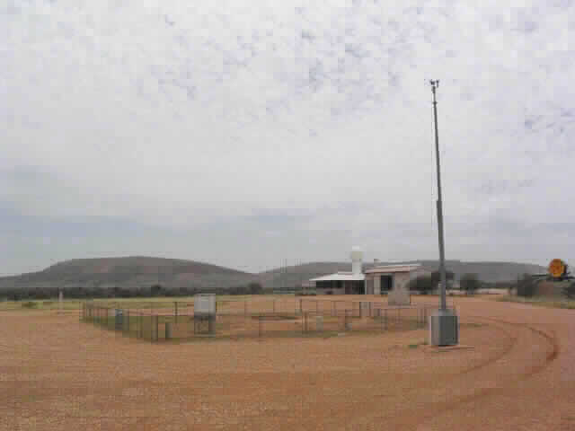 GILES METEOROLOGICAL OFFICE