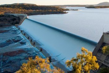 Burdekin Dam Queensland (iStock © Photon-Photos)