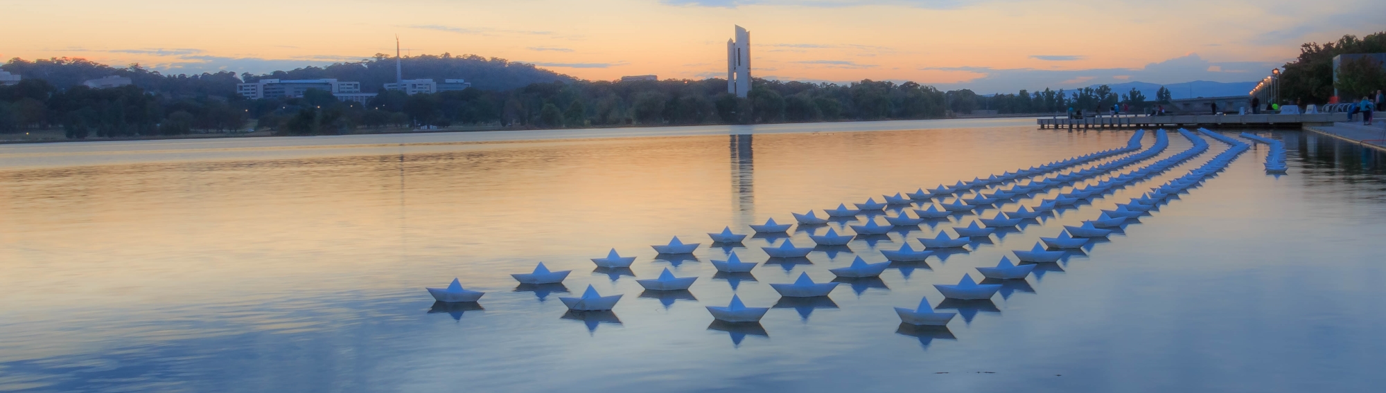 Sunrise over Lake Burley Griffin, Canberra region (Bureau of Meteorology © Andrew Terracini)