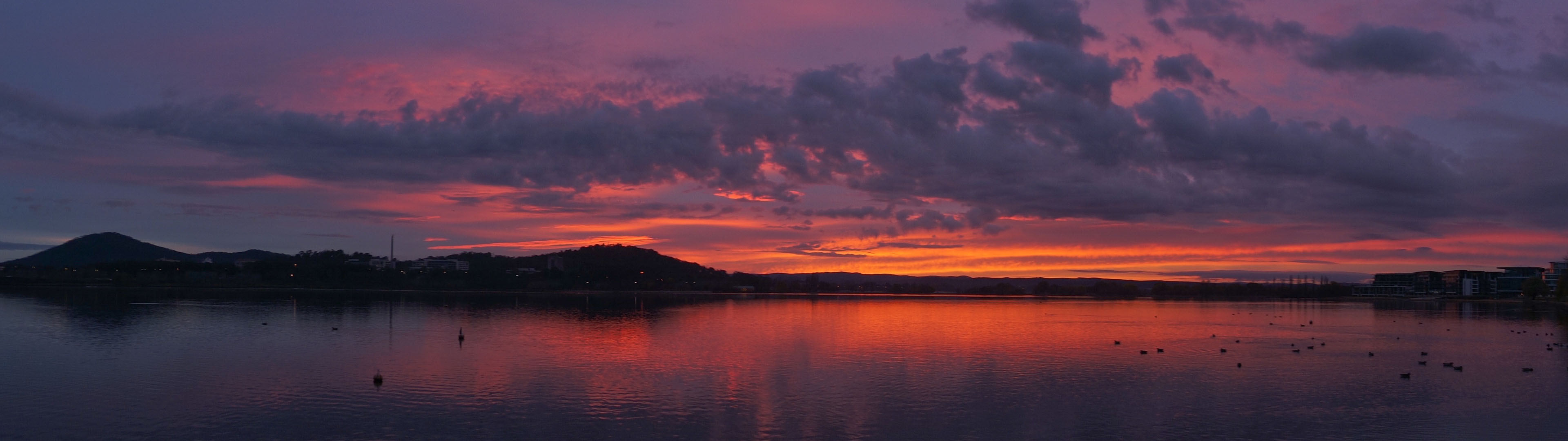 Lake Burley Griffin, Canberra region (Bureau of Meteorology © Malcolm Watson)