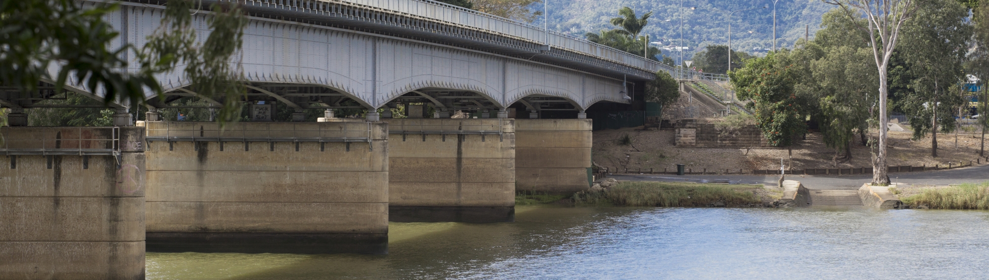 Fitzroy Bridge, Rockhampton (istock © Grant Phillips)