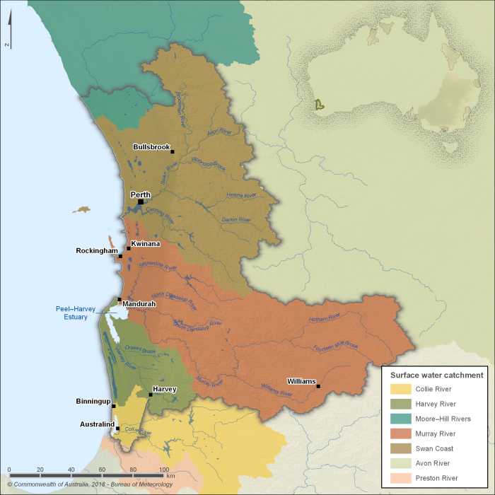 Map of the main rivers and water catchments. The region is physically defined by mainly 3 surface water catchments: Swan Coast, in the northern part of the region, Murray River in the central and southeastern part, and Harvey River in the south. A small part of the Moore-Hill Rivers catchment is also in the north of the region and the Collie River catchment in the south.
